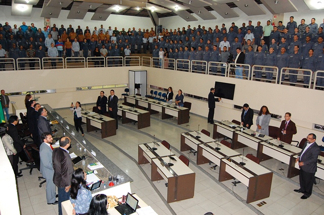 Ministério Público processa 23 deputados estaduais por enriquecimento ilícito