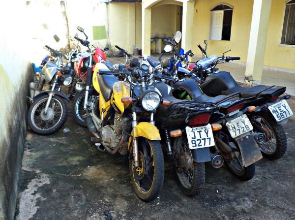Motos roubadas em Macapá são apreendidas em Laranjal do Jarí