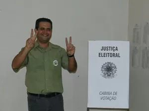 Bruno vota em Tartarugalzinho, mas acompanha apuração em Macapá