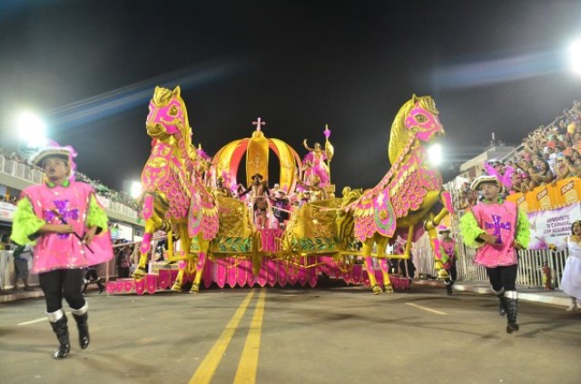 Festa na quadra: Aos 63 anos, Maracatu fará o próprio carnaval