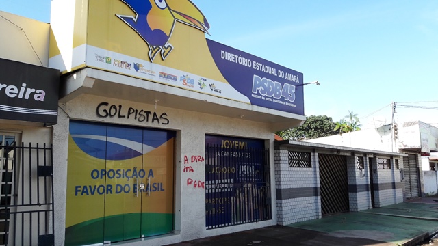 No Amapá, sede do PSDB é pichada