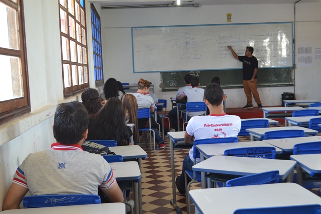Amapá concede progressão salarial a mais de 650 professores