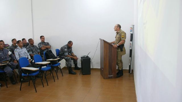 Primeiro dia do curso, ministrado pelo 3ª sargento Eder Murussi Leite, instrutor da Polícia Militar do Estado do Tocantins. Foto: divulgação
