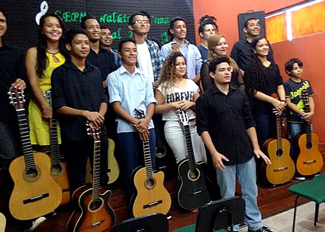 Músicos de Brasília e Belém ministram oficinas no Walkíria Lima