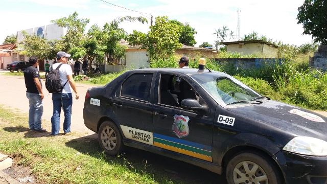 Polícia Técnica faz pericia no local onde ocorreu a troca de tiros, na Rodovia Salvador Diniz