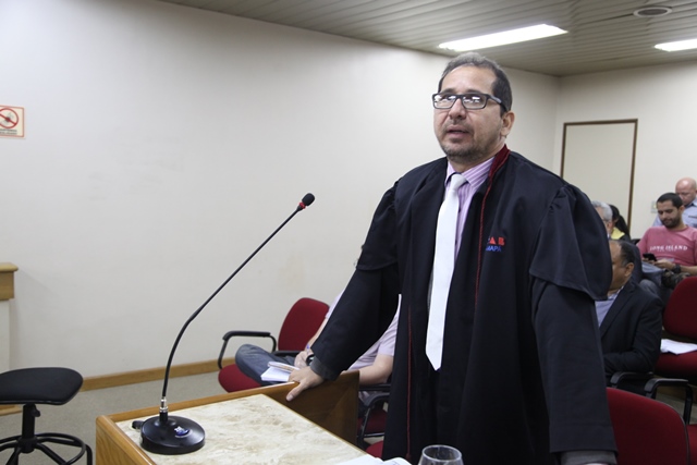 Advogado de defesa de Moisés Souza, Severo Júnior