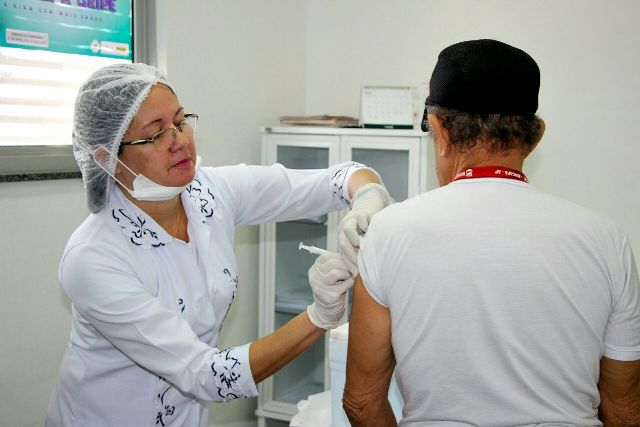 Vacinação contra o sarampo foca em pessoas de 20 a 49 anos