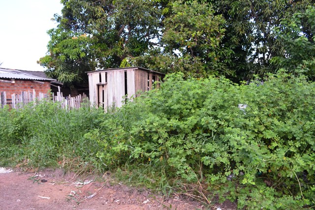 Bandidos usam terrenos abandonados para praticar estupros