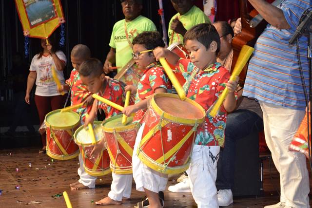 700 crianças dançam a história de Macapá no Bacabeiras