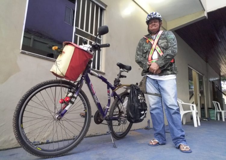 Missionário ciclista pede ajuda para comprar bicicleta nova