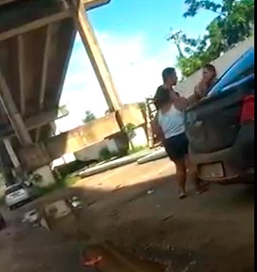 Policial do Amapá filmado batendo na esposa se entrega e é preso