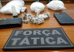 Polícia fecha "laboratório" de refino de drogas