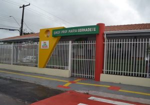 Clécio contesta lei que cria exame psicológico para 35 mil alunos