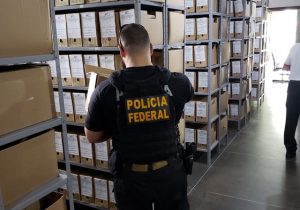 PF apreende processos 'soterrados' em fraudes de auxílio-reclusão no Amapá