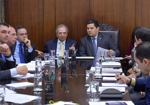 Apagão: Guedes diz a Davi que Amapá receberá socorro financeiro