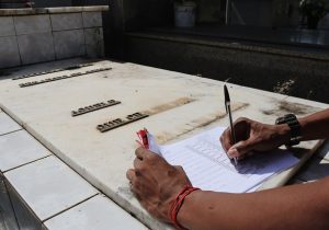 Município melhora segurança e cataloga sepulturas violadas