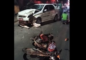 Motoqueiro morre em colisão com táxi em Laranjal do Jarí