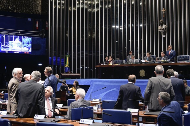 Senado altera PL sobre valor do fundo eleitoral