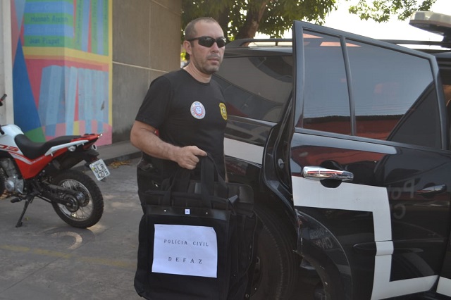 Macapá: Policiais apreendem documentos da merenda escolar; procuradoria “estranha” busca