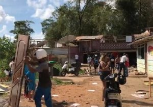 Brasileiros são despejados de bairro na Guiana Francesa