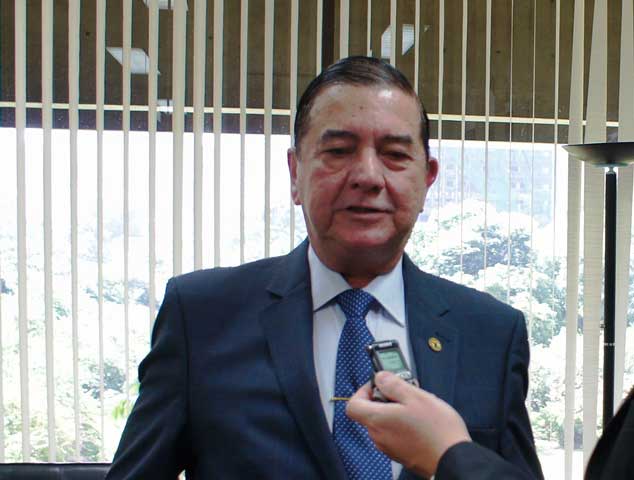 Gilmar manda trancar ação contra conselheiro do TCE do Amapá