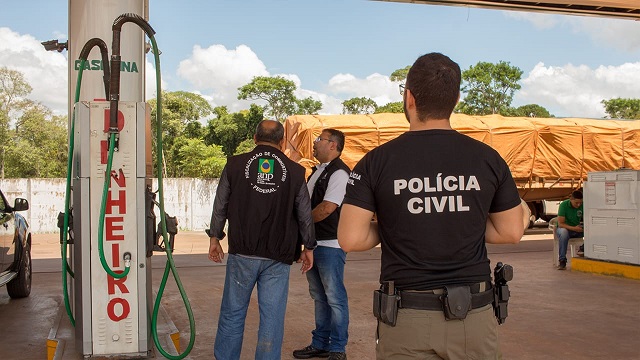 Fiscalização encontra fraudes e interdita postos de combustível no Amapá
