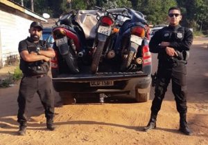 Civil e Rodoviária interceptam motos roubadas em Macapá na BR-156