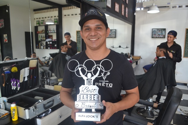 Barbeiro do Bailique é premiado em competição nacional
