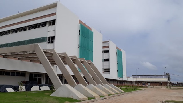 Randolfe é informado que Hospital Universitário atenderá casos de covid-19