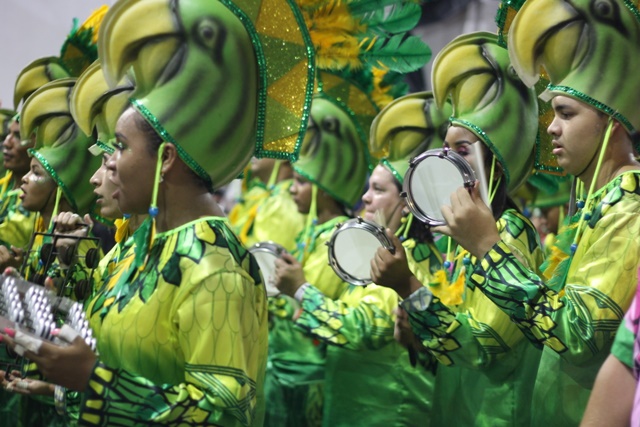 Conheça o que cada escola de samba vai apresentar no 2º dia de desfile