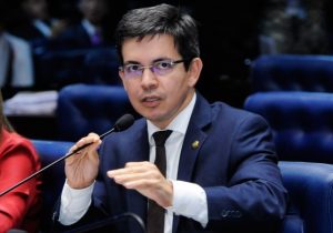 Auxílio Emergencial a motoristas de aplicativos e taxistas é aprovado no Senado