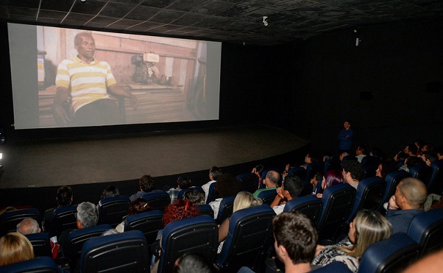 Furlan autoriza retorno de aulas presenciais, cinemas, autoescolas e Bioparque