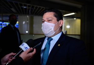 Davi define cronograma para votar adiamento das eleições