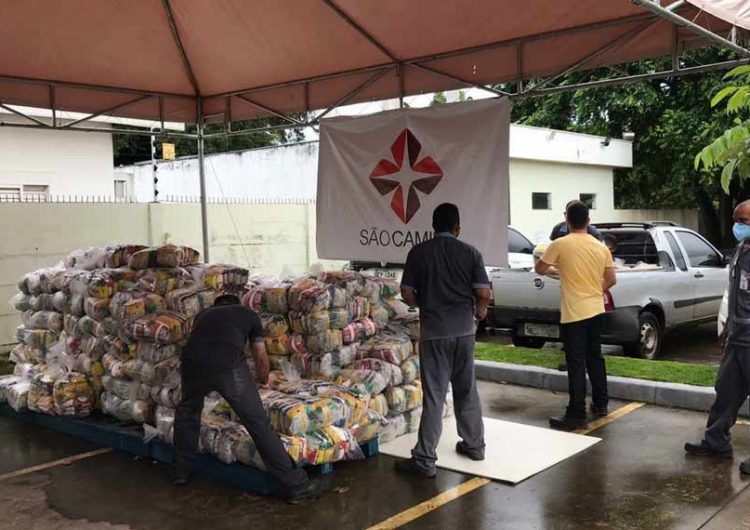 Hospital e funcionários se mobilizam para doar alimentos a trabalhadores