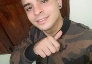 Jovem sai para fazer caminhada e é executado por motoqueiros