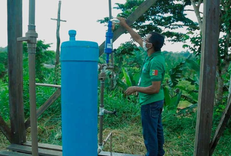 Em Pedra Branca, máquinas deixam água potável em comunidades rurais