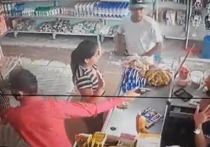 Criminoso que morreu em confronto deu apoio em assalto, diz PM