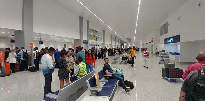 Companhias aéreas seguem “desrespeitando amapaenses”, reclama passageira