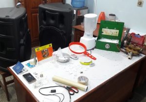Homem é pego saindo de laboratório do tráfico