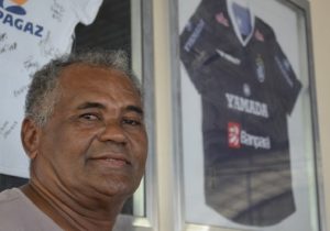 Ídolo do futebol brasileiro e amapaense, Bira será velado na Alap