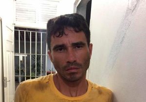 Filho de 34 anos desarma o pai e atira na madrasta de 23