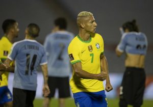 Jogador da Seleção dedica gol ao povo do Amapá e cobra autoridades: "estão sofrendo"