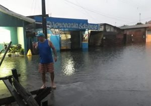 Tempestade deixou 40 pontos de alagamento em Macapá