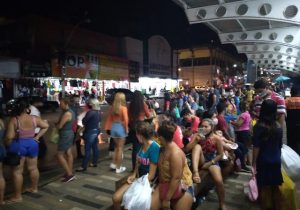 Amapaenses saem às compras e lotam comércio de Macapá