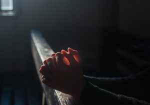 Podcast: Quem rejeita o conhecimento de Deus, perde a força moral