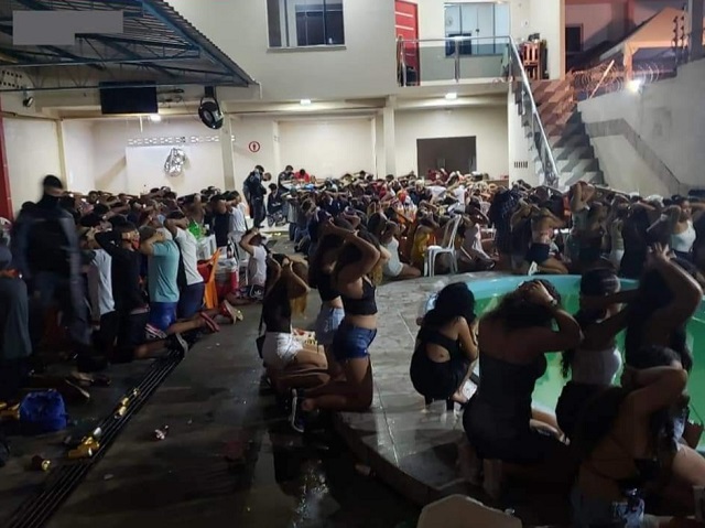 PM fecha festas clandestinas de Réveillon no Amapá