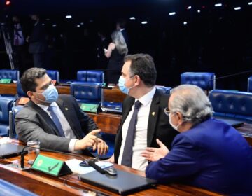 Próximas de expirarem, MPs de compensações pelo apagão são prorrogadas