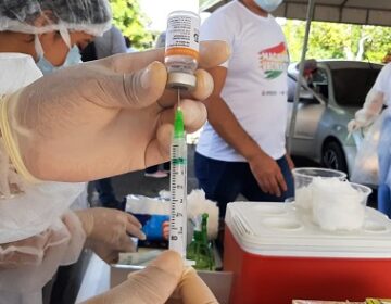 Começa a vacinação de idosos a partir dos 80