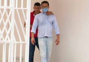 Advogado que virou refém orou com a mãe do criminoso