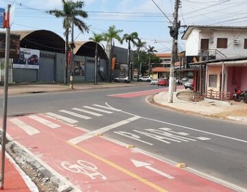 Sinalização confunde condutores e pedestres em Macapá